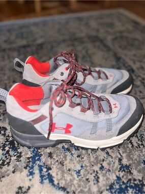 Under Armour Women’s Gray with Red Accent Hiking Sneakers - Size 8.5